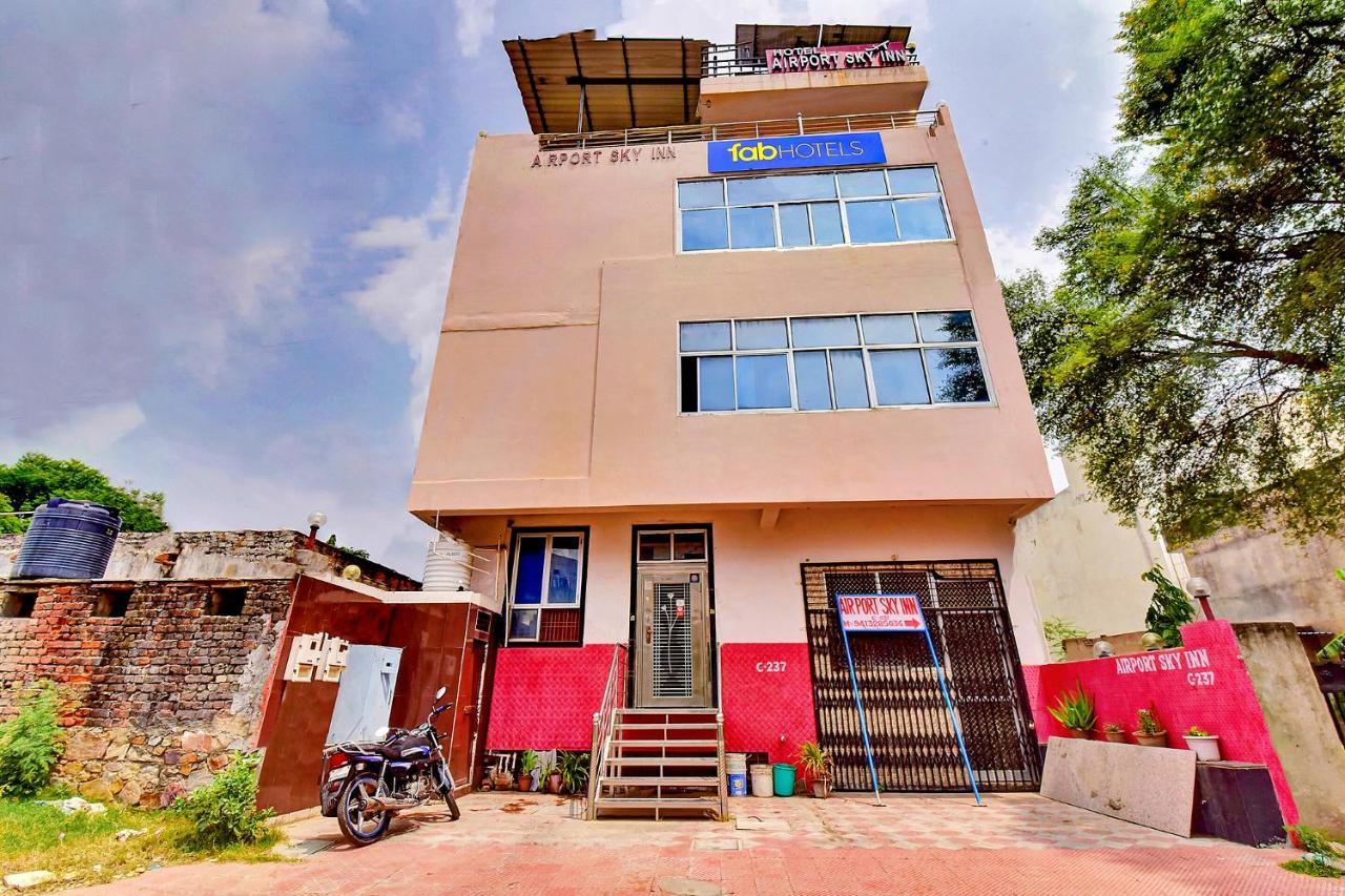 Airport Sky Inn Hotel Jaipur Eksteriør billede